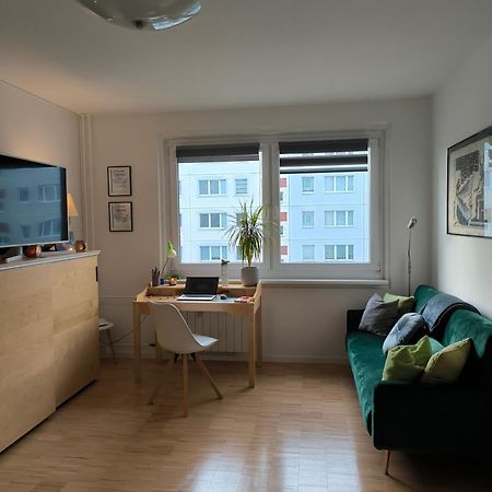Ferienwohnung Fuer 1-3 Personen In Berlin, Naehe U Friedrichsfelde Exteriör bild